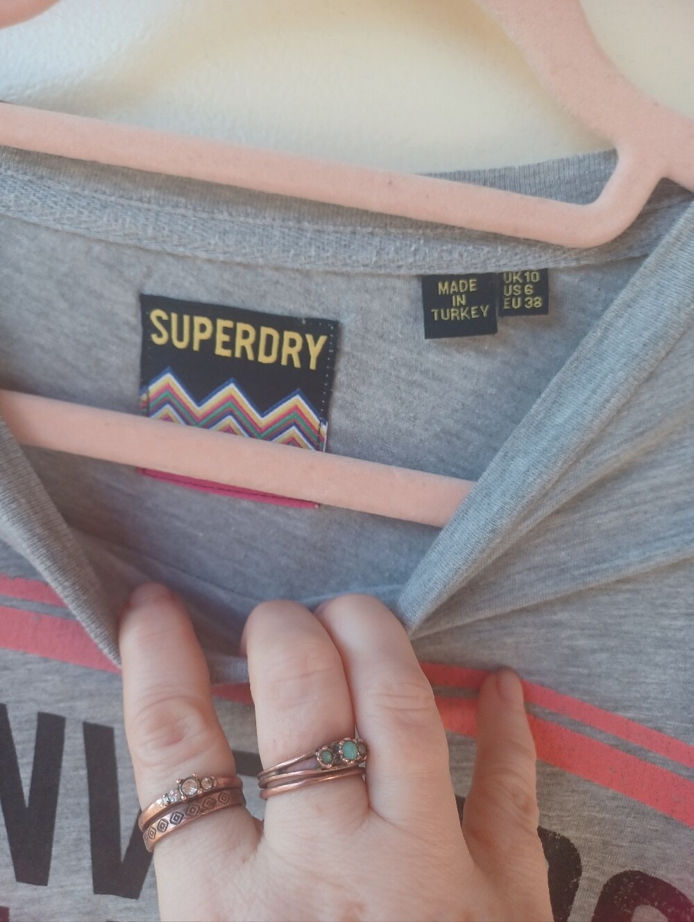 Superdry Girls' Grey Crewneck T‑Shirt with Pink Stripe